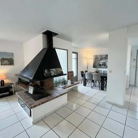 Oasis Sea View With 4 Bedrooms Swimming Pool Garden Villa *